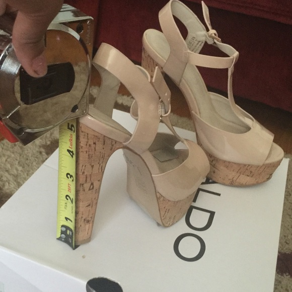 Nude summer heels! ☀️👠 - Picture 3 of 3