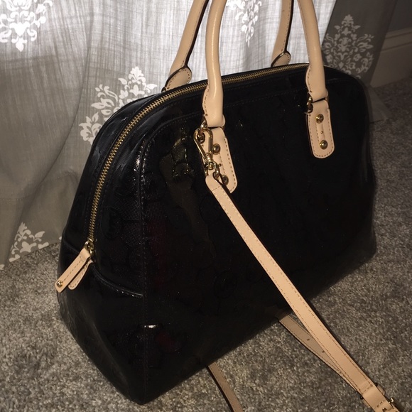 Michael Kors Large Dome Handbag - Picture 3 of 4