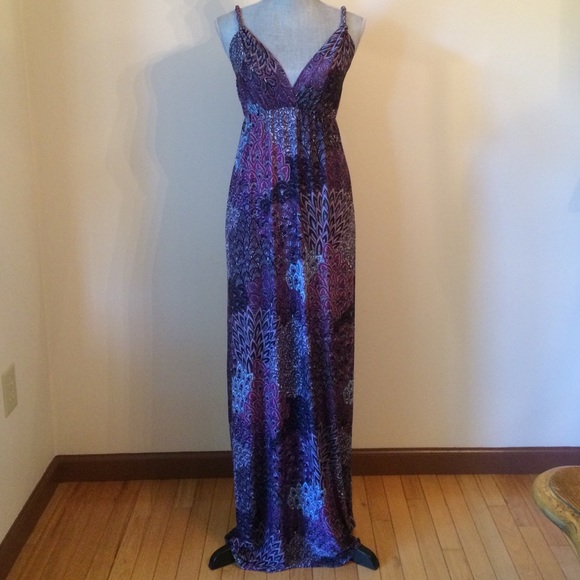 Dresses & Skirts - 🎉HP🎉Maxi Dress