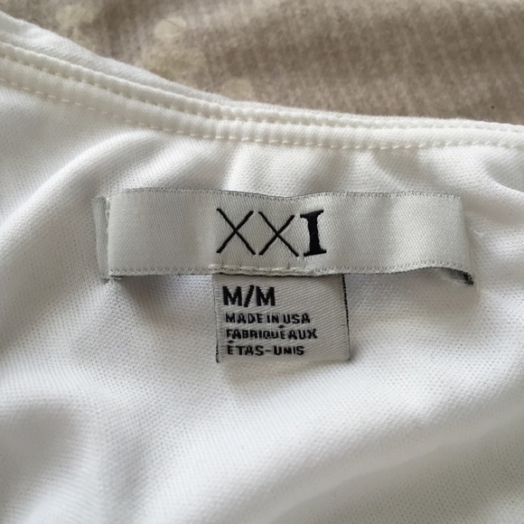 White one shoulder cocktail dress - Picture 2 of 3