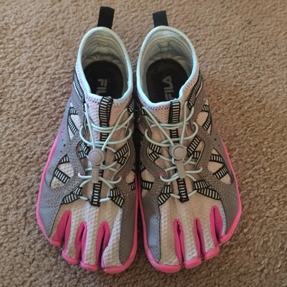 Fila skele-toes 💀💀