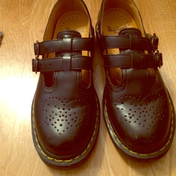 Dr. Martens Shoes - Authentic Dr.Martens Mary Jane shoes