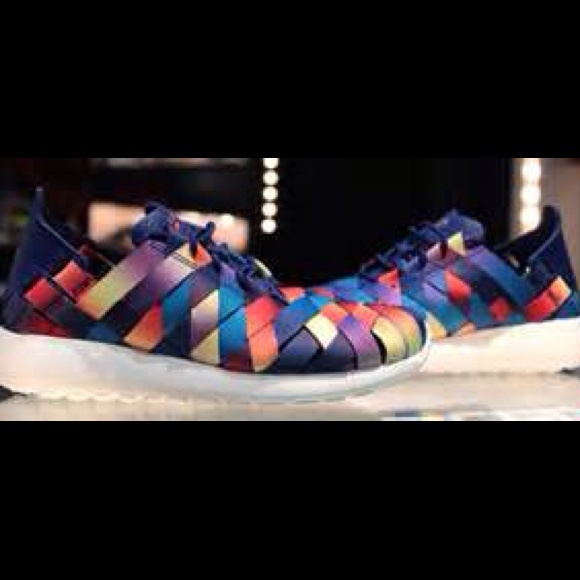 I got size 7 And 8 and 9 roshe no trades - Picture 2 of 4