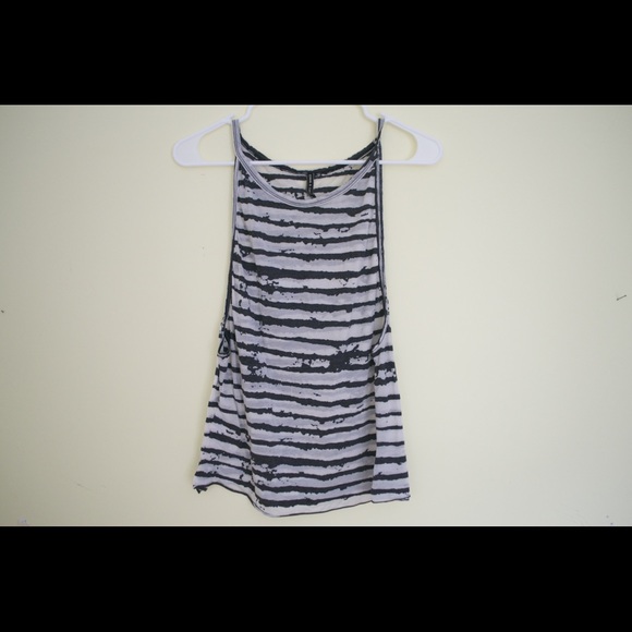 Tank top - Picture 1 of 2