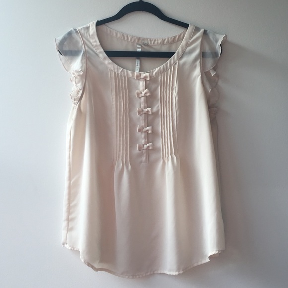 Bow's it Going Blouse