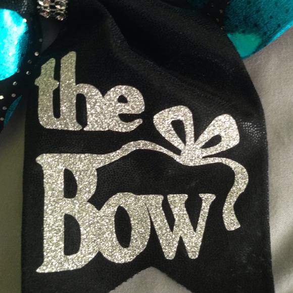 Cheer Bow - Picture 3 of 4
