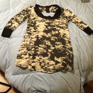 Top from Buckle