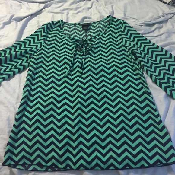 Green and blue chevron top
