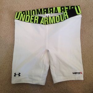 under armour spandex with side padding