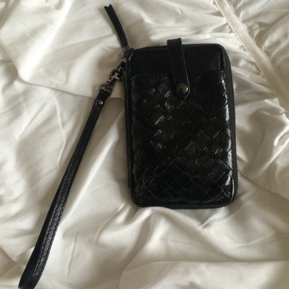 Elliott Lucca wristlet