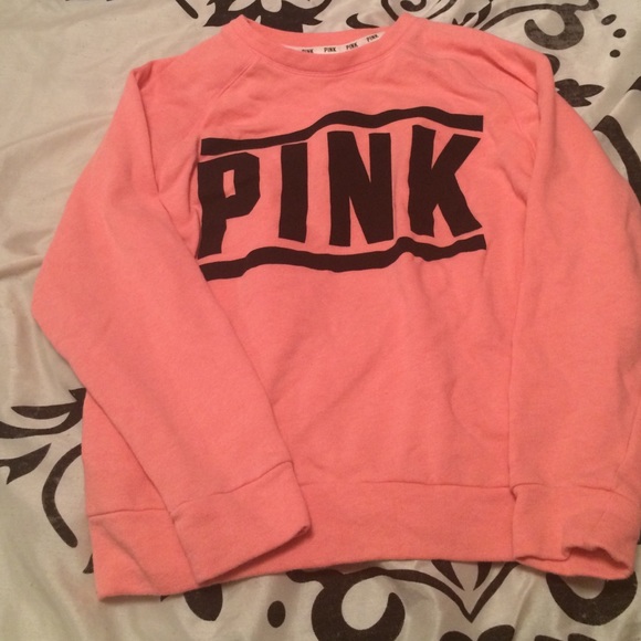 Vs pink long sleeve shirt
