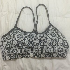 Lululemon Sports Bra grey/white floral pattern - M