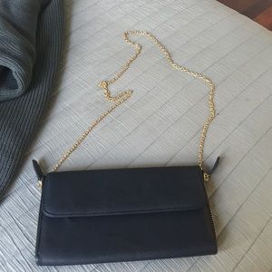 Navy clutch with chain