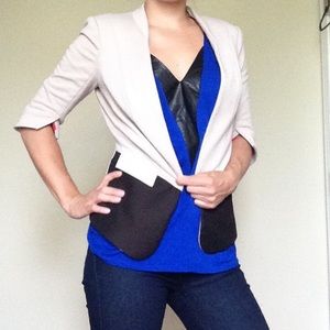 Color-blocked blazer