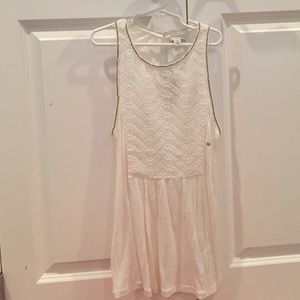 BRAND NEW American eagle white lace top