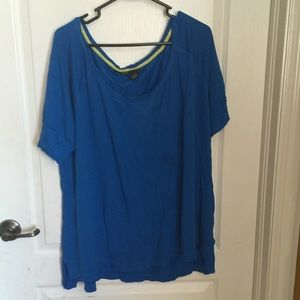Blue tshirt