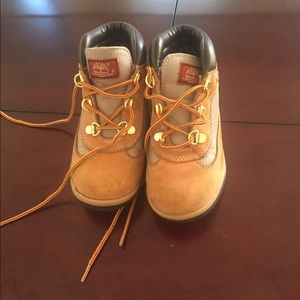Boys Timberlands (Field)