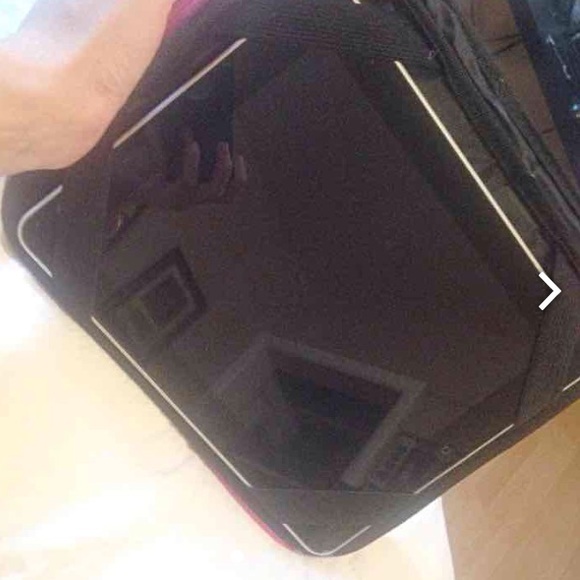 Ipad 1st Generation - Picture 2 of 4