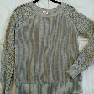 Gray sweater with lace sleeves