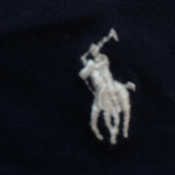 shirt - Picture 2 of 3