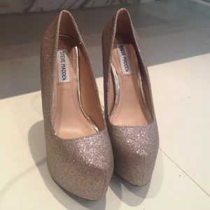 Steve Madden sparkly platform pumps