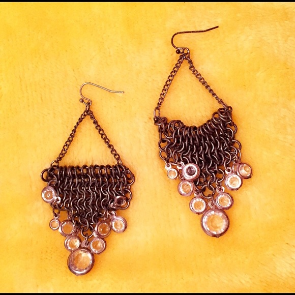 BUCKLE Chandlier chain earrings💎💎
