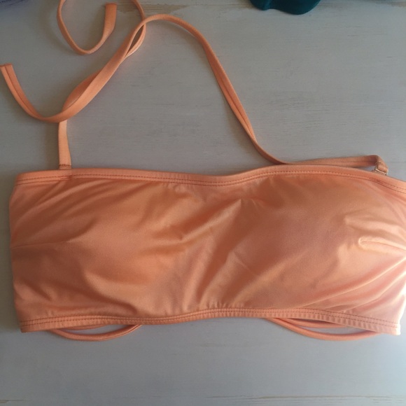 Victoria's Secret bandeau bikinitop w/ back detail