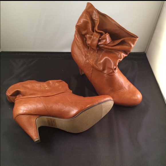 🤎 Cute brown booties with bows!! 🤎 - Picture 4 of 4