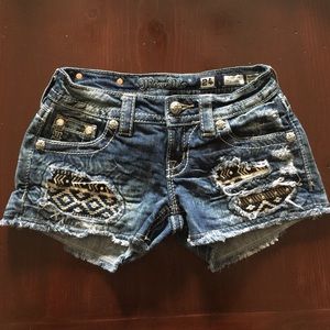 Miss Me jean shorts size 24