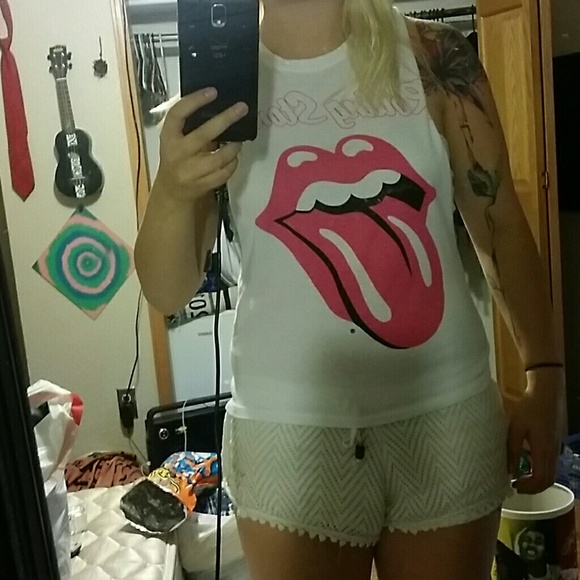 Shirt - Picture 3 of 3