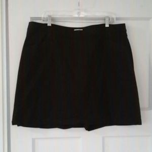Crisp black skort by Dockers Woman 20W