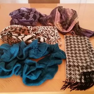 Scarfs