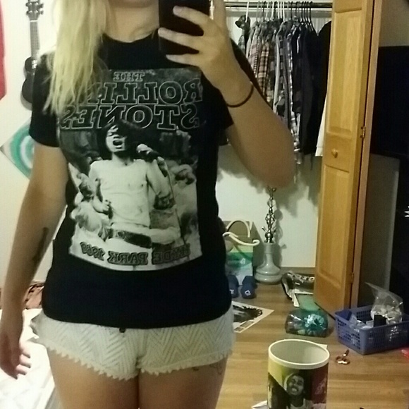 Shirt - Picture 3 of 3