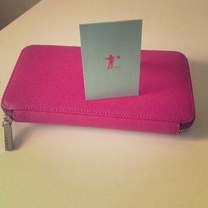 Hot pink Hobo wallet. Saffiano leather.
