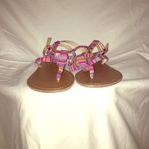 gently used Aeropostale sandals