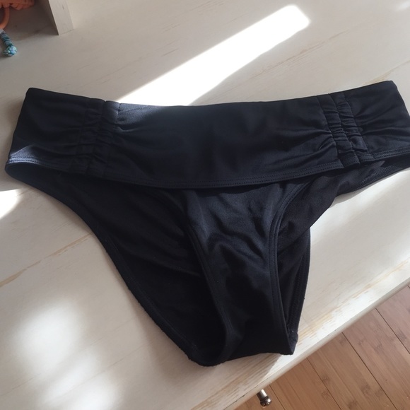 Bikini bottoms