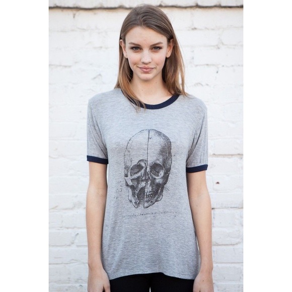 SOLD!!! Brandy Melville tee