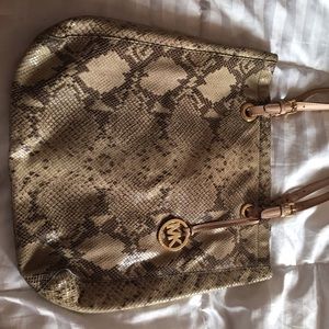 MK BAG