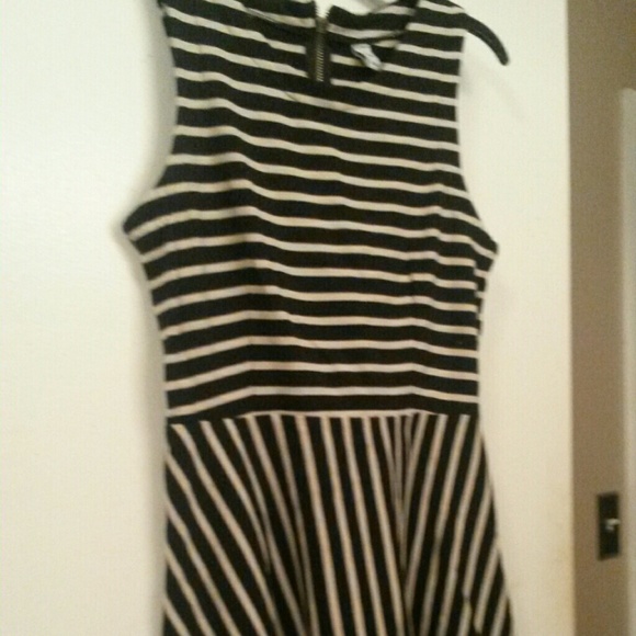 Old Navy adorable dress