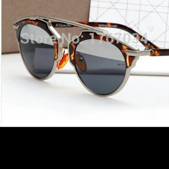 Bran new sunglasses with box,  sunglaSS CASE, - Picture 1 of 4