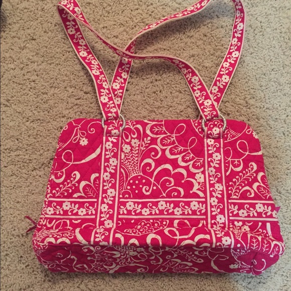 AUTHENTIC Vera Bradley Pink&White Twirly Birds Bag