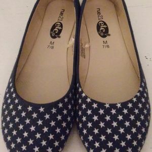 Navy blue star flats