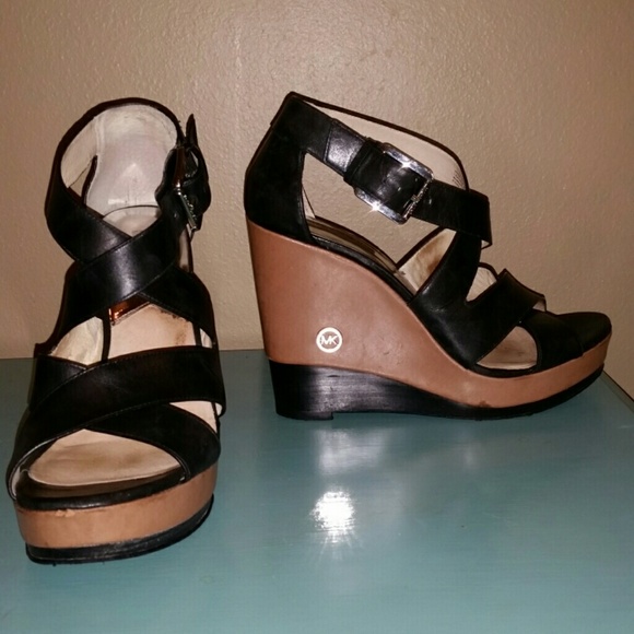 ------SOLD----BUNDLED- MK  black /brown wedge.