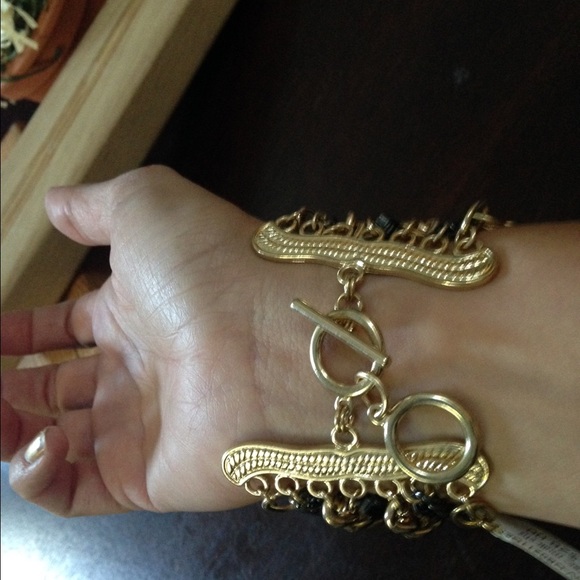 Multi-chain two tone bracelet - Picture 2 of 4