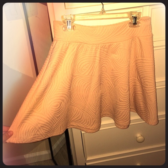 Very cute A-line skater skirt