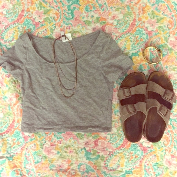 Never worn grey fitted crop top!