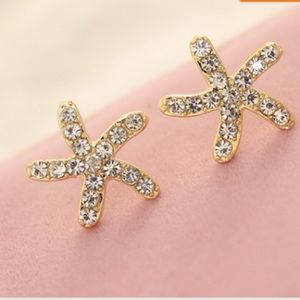 Starfish earrings 💕