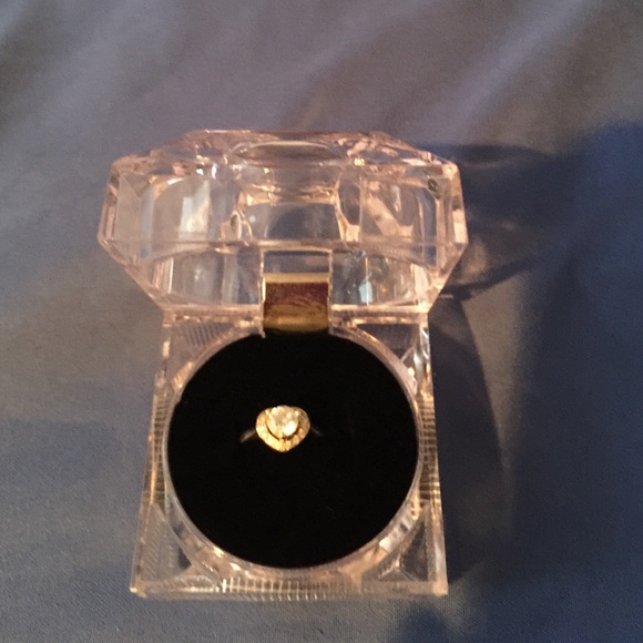 18k Saudi gold 100 pawnable - Picture 1 of 1