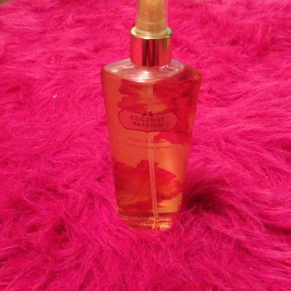 Victoria secret perfume