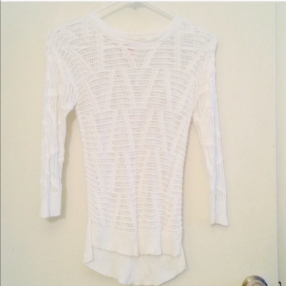 White knit pull-over. Great for fall weather.